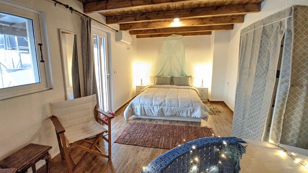 Photo of Bedroom in Mochos