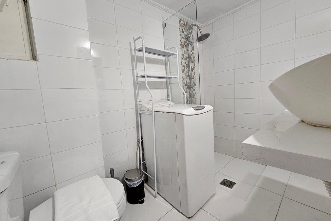 Photo of Bathroom in Ampelokipoi