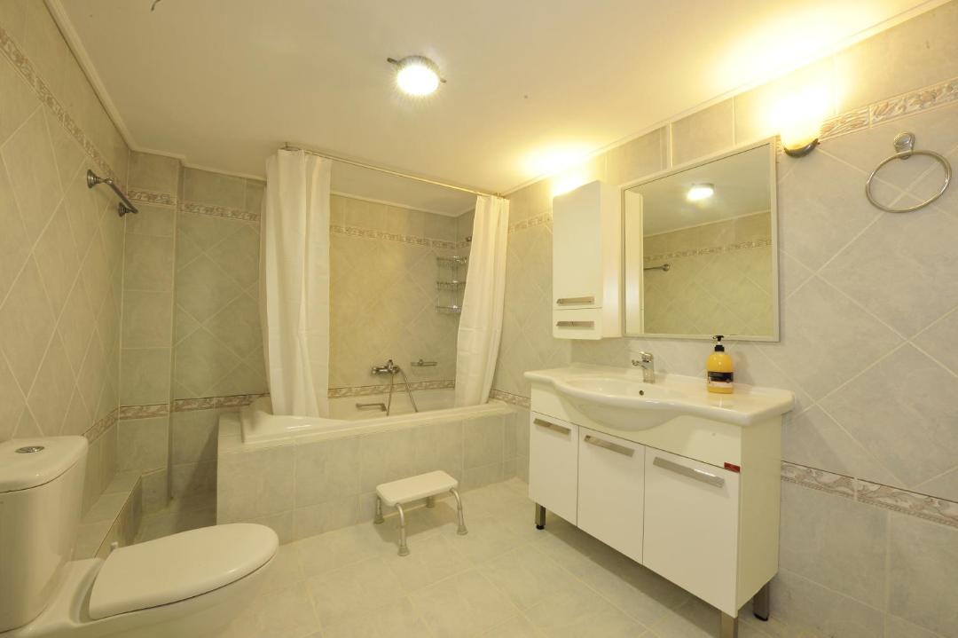 Photo of Bathroom in Korithion