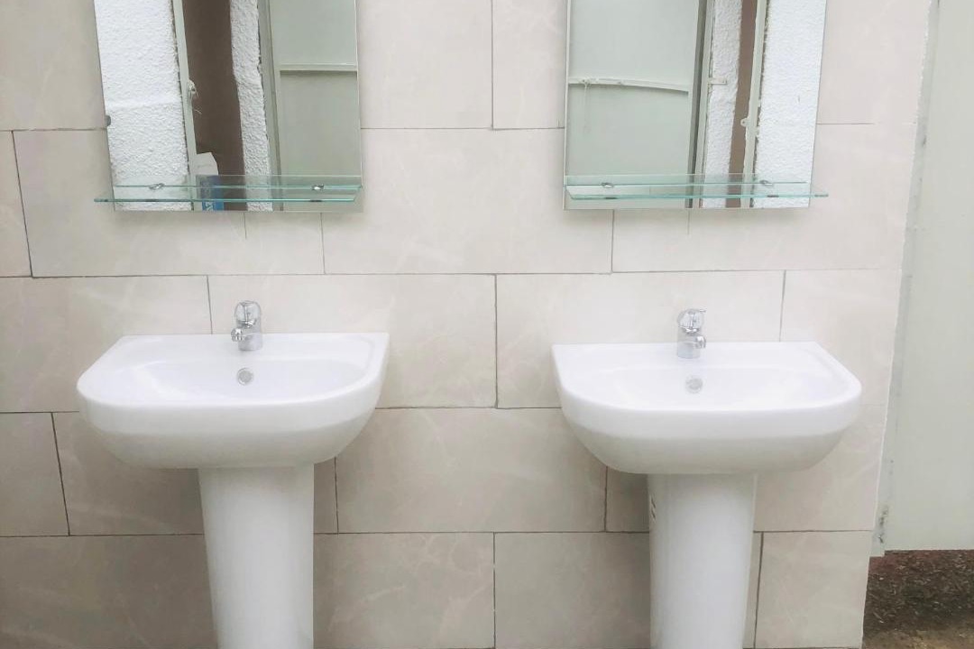 Photo of Bathroom in Diasella