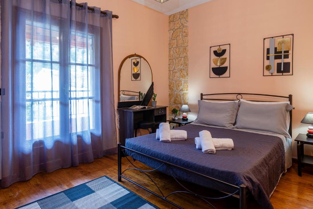 Photo of Bedroom in Sinarades