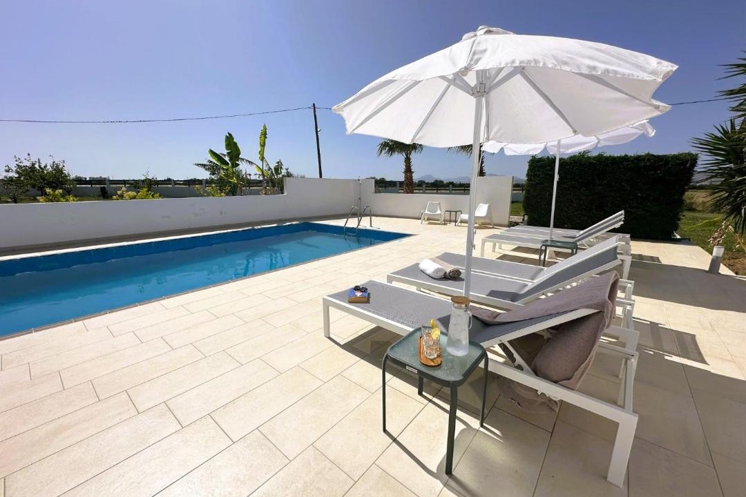 Photo of Patio Balcony in Tingaki