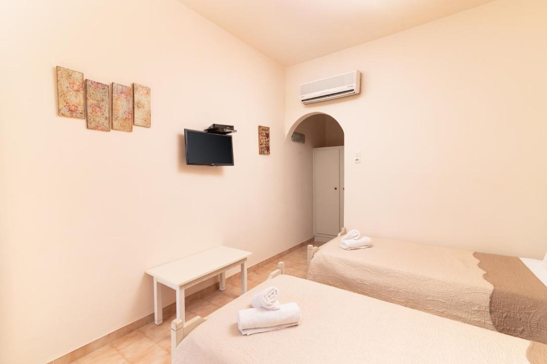 Photo of Bedroom in Matala