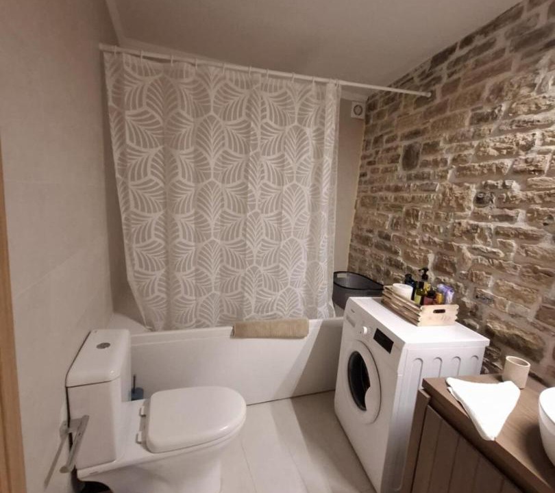 Photo of Bathroom in Ionia