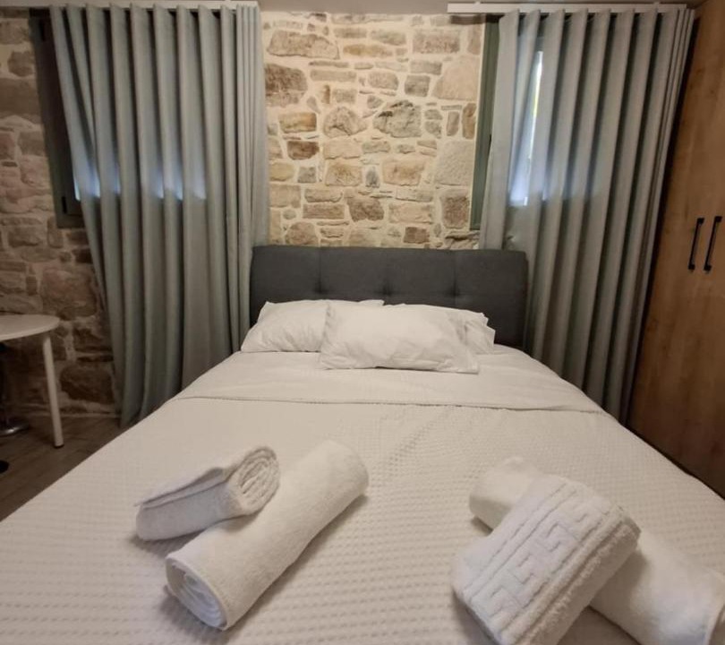 Photo of Bedroom in Ionia