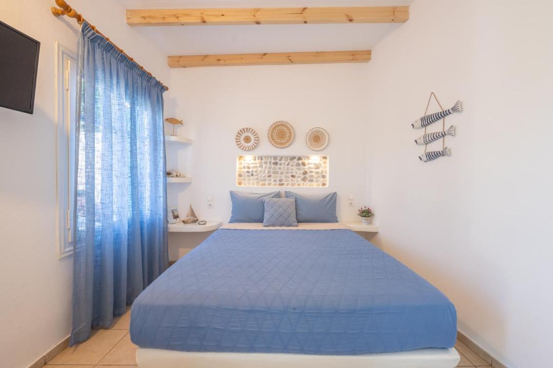 Photo of Bedroom in Naxos Town
