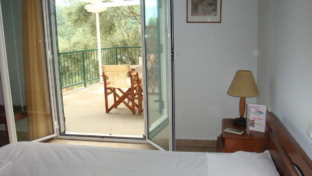 Photo of Others in Mikros Gialos
