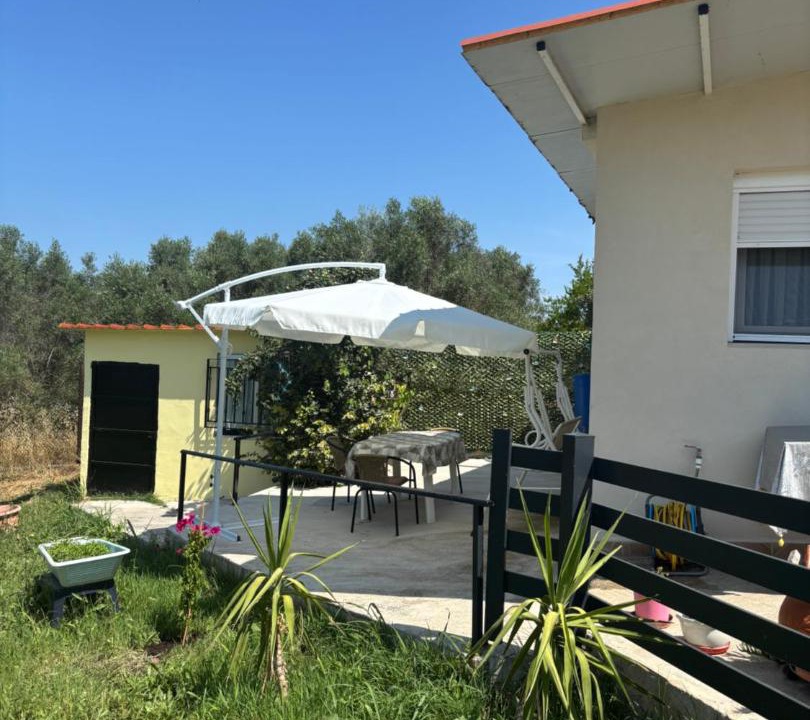 Photo of Others in Sfendamion