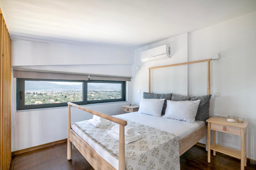 Photo of Bedroom in Apolpaina