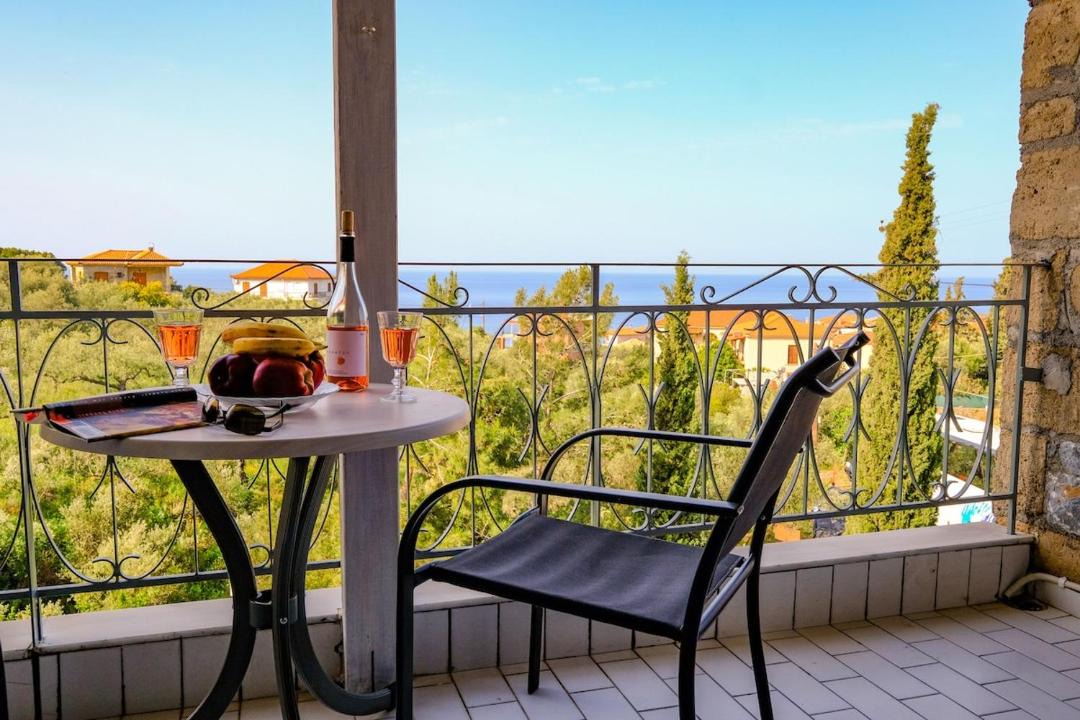 Photo of Patio Balcony in Kardamyli