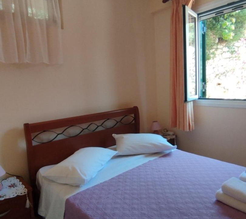 Photo of Bedroom in Mikros Gialos