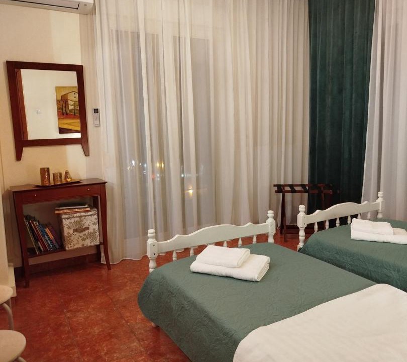 Photo of Bedroom in Drama