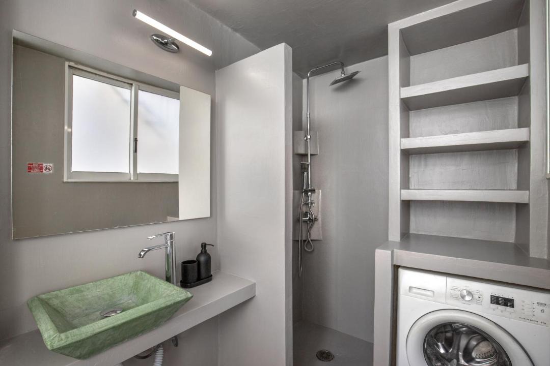 Photo of Bathroom in Neapoli