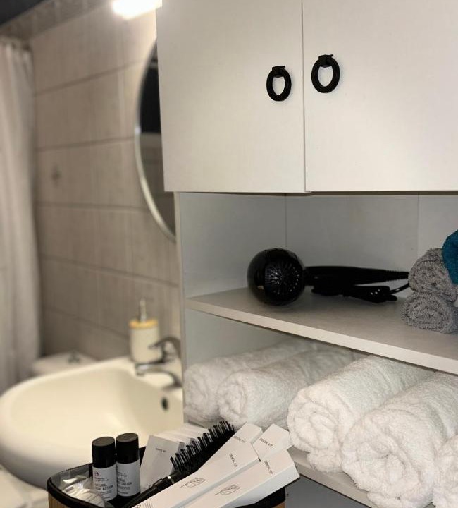 Photo of Bathroom in Kardhakata