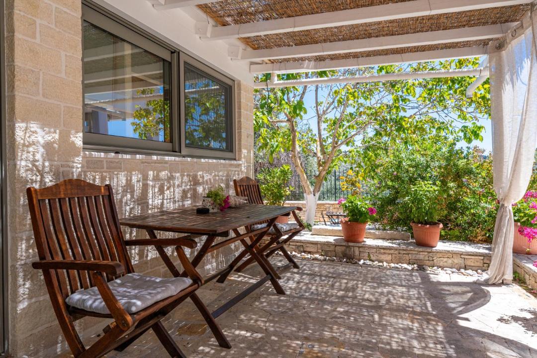 Photo of Patio Balcony in Makratika