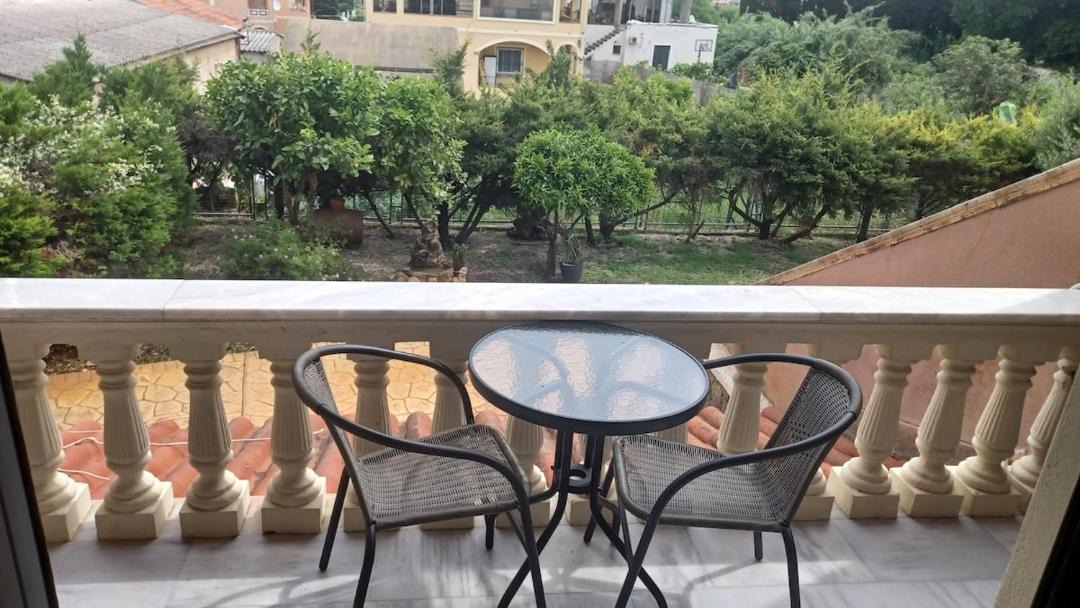 Photo of Patio Balcony in Alepou