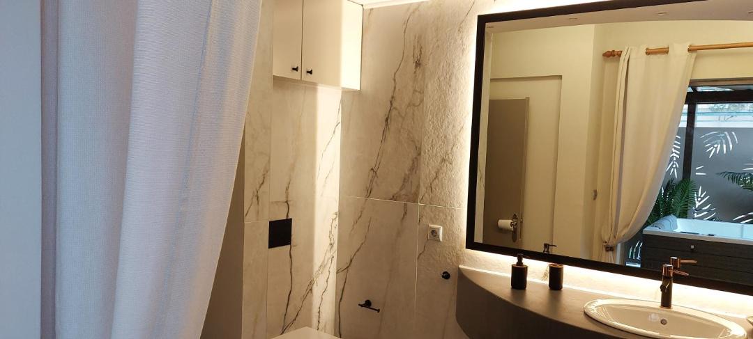 Photo of Bathroom in Kinosargous