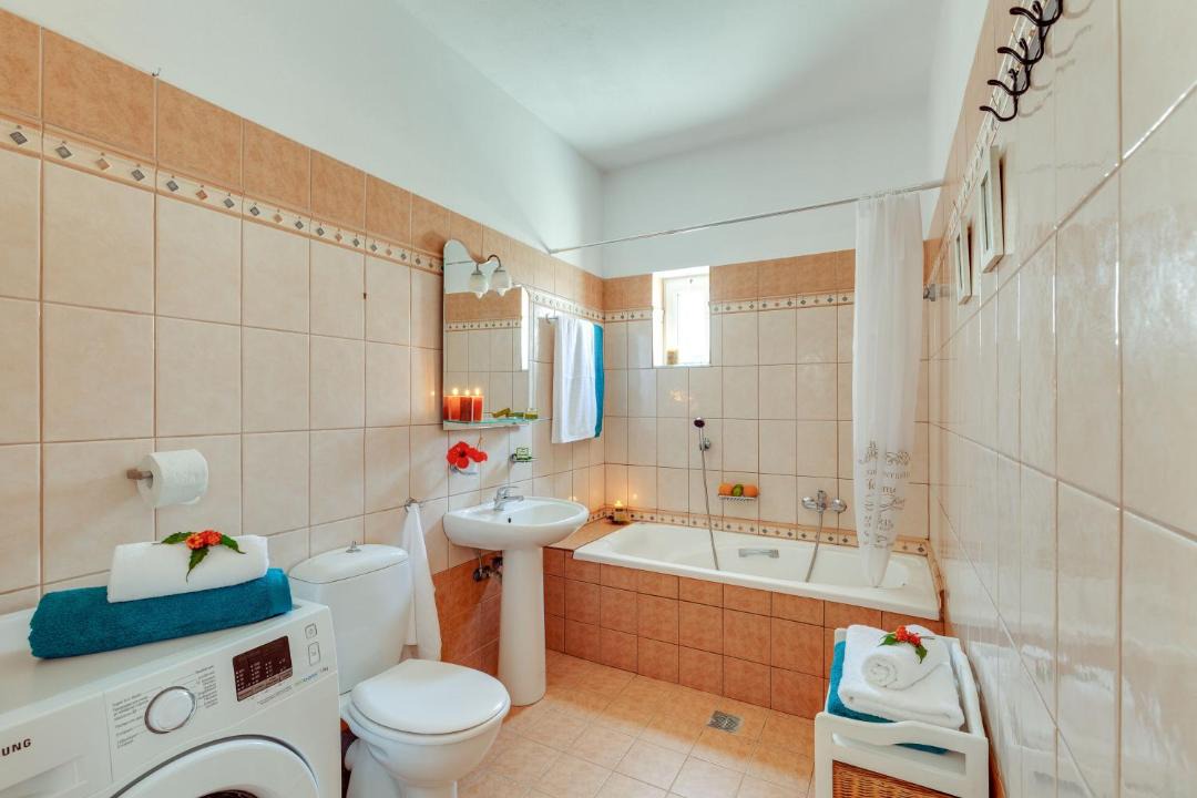 Photo of Bathroom in Kavallos