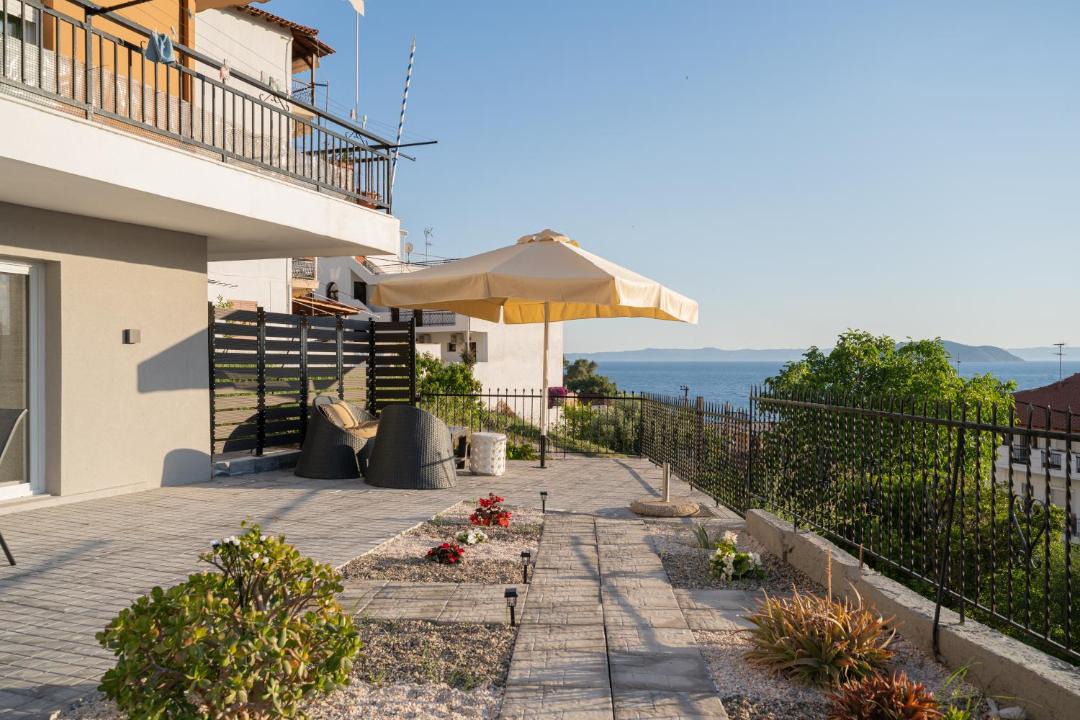 Photo of Patio Balcony in Neos Marmaras