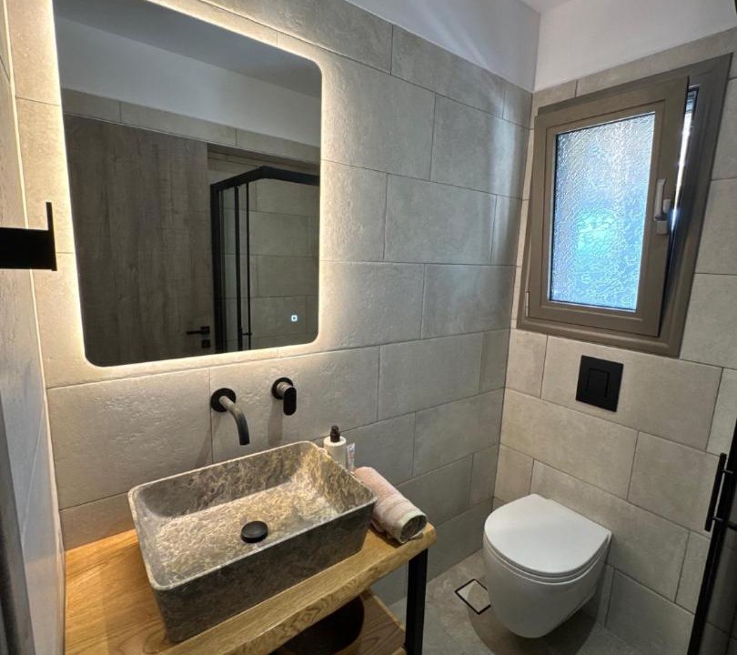 Photo of Bathroom in Kardhakata