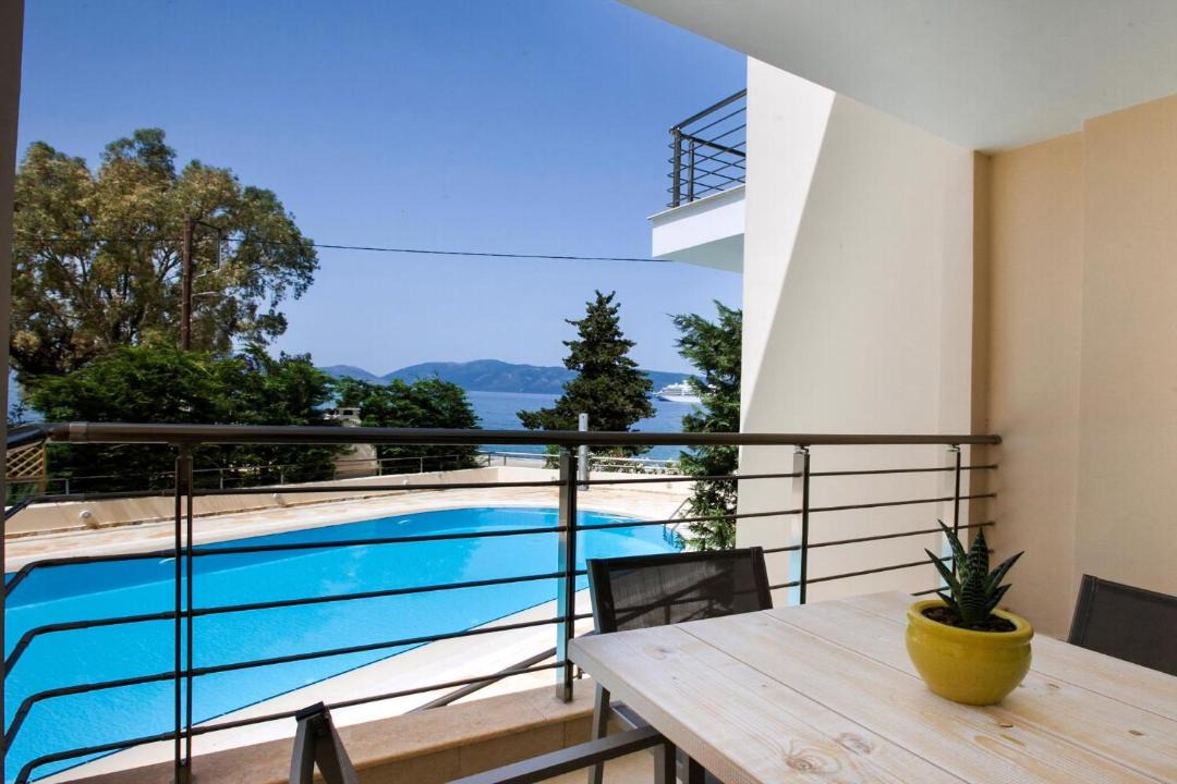 Photo of Patio Balcony in Karavomylos