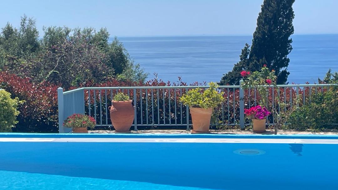 Photo of Patio Balcony in Pelekas