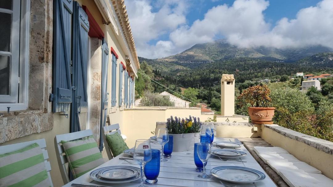 Photo of Patio Balcony in Assos