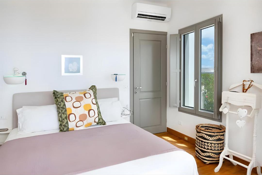 Photo of Bedroom in Milos