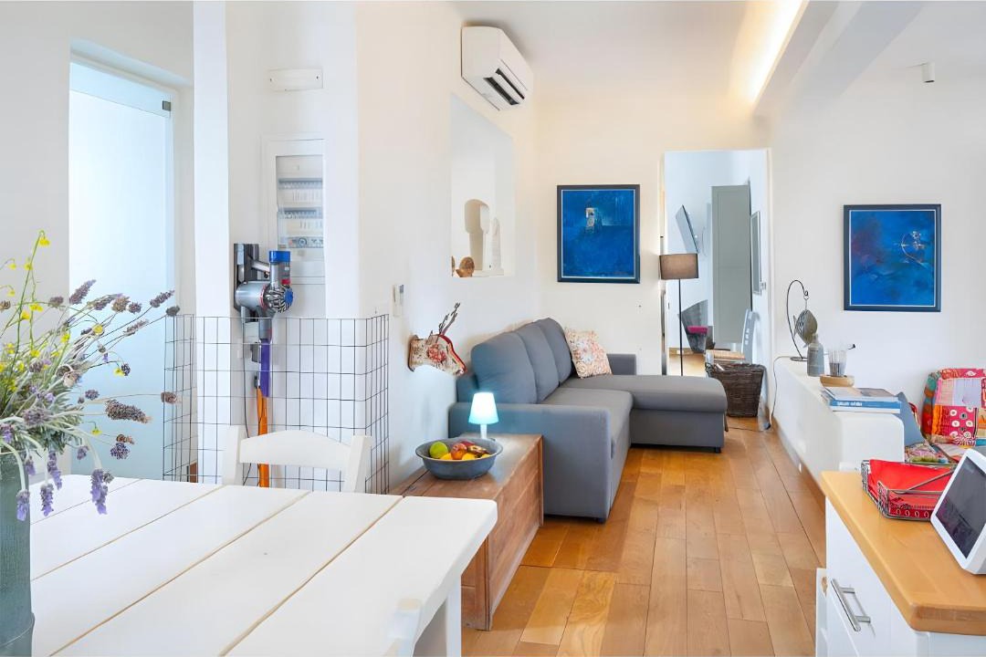 Photo of Livingroom in Milos
