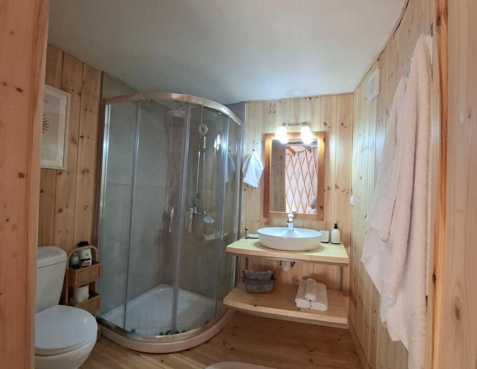 Photo of Bathroom in Lentas