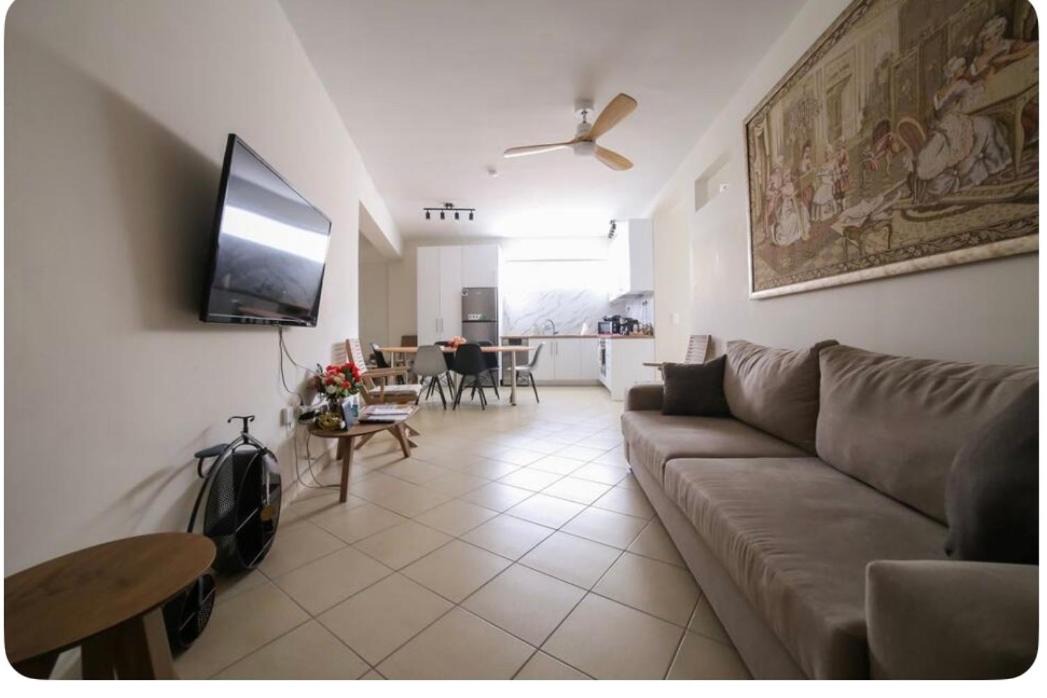 Photo of Livingroom in Markopoulon