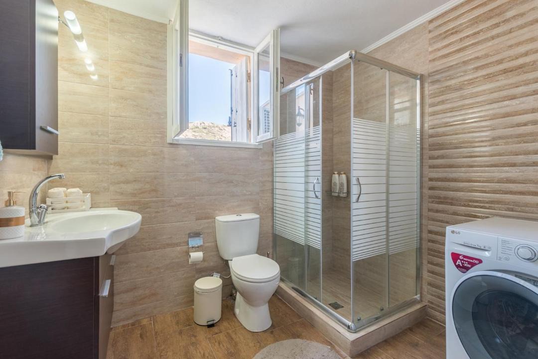 Photo of Bathroom in Drapanos