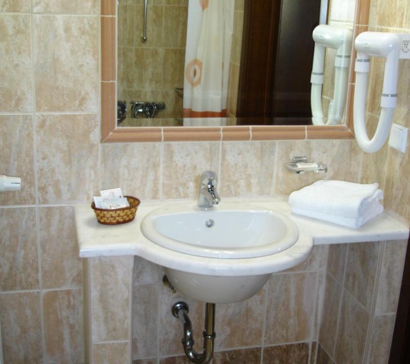 Photo of Bathroom in Kastoria
