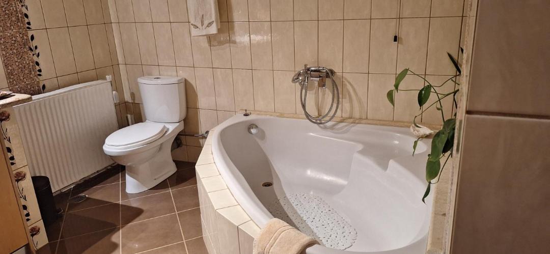 Photo of Bathroom in Perivolia