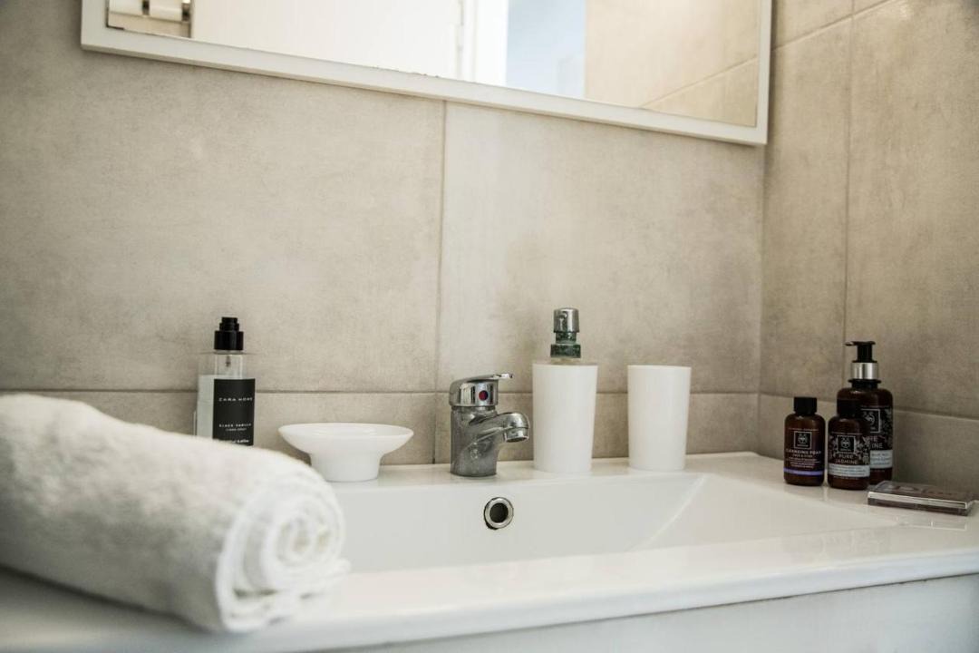 Photo of Bathroom in Argyroupoli
