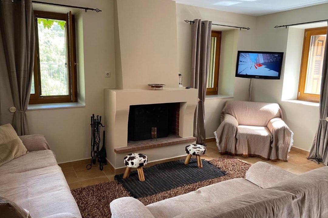 Photo of Livingroom in Karyes