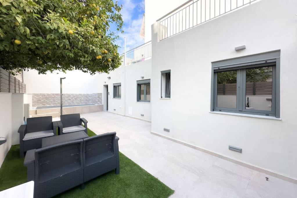 Photo of Patio Balcony in Nikaia-Agios Ioannis Rentis