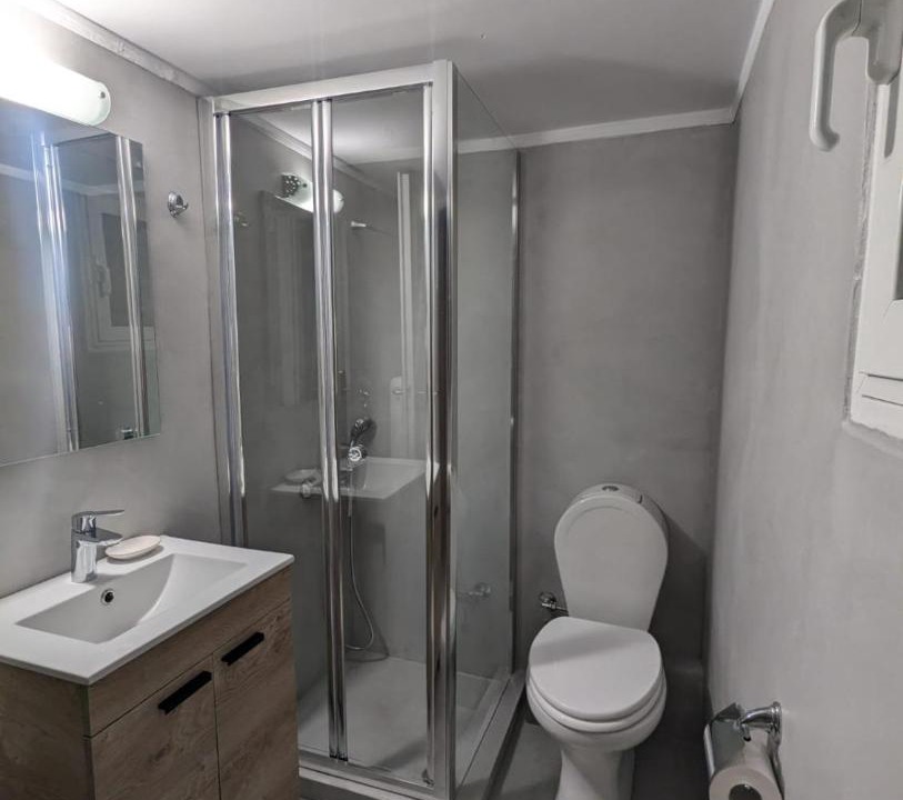 Photo of Bathroom in Thissio