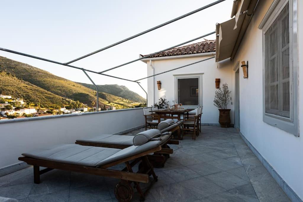 Photo of Patio Balcony in Hydra