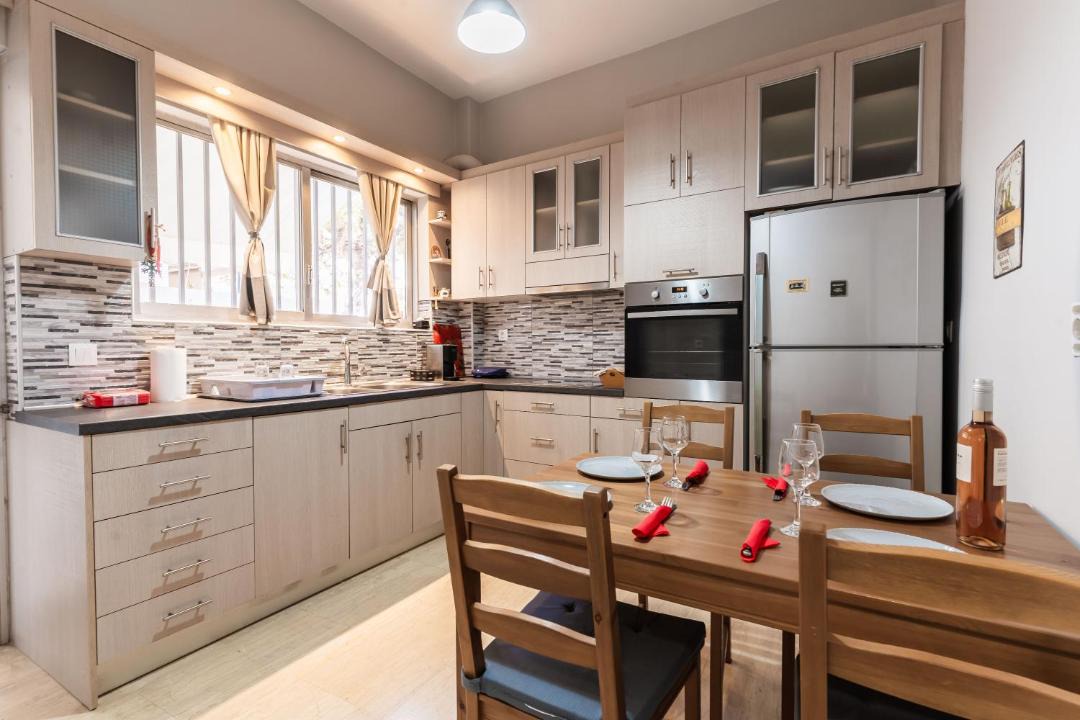 Photo of Kitchen in Alimos