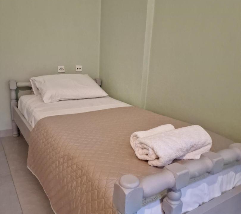 Photo of Bedroom in East Mani