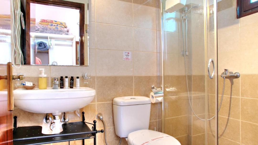 Photo of Bathroom in Termenades