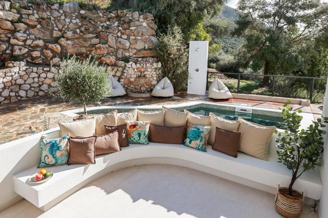 Photo of Others in Mikros Gialos
