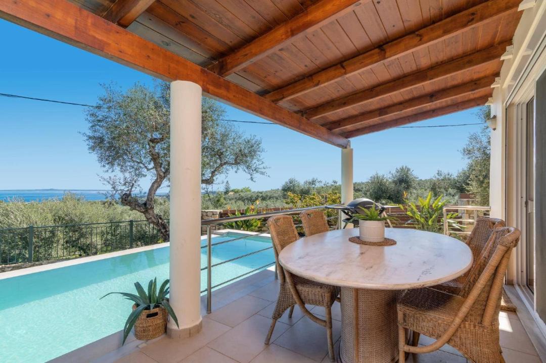 Photo of Patio Balcony in Tragaki