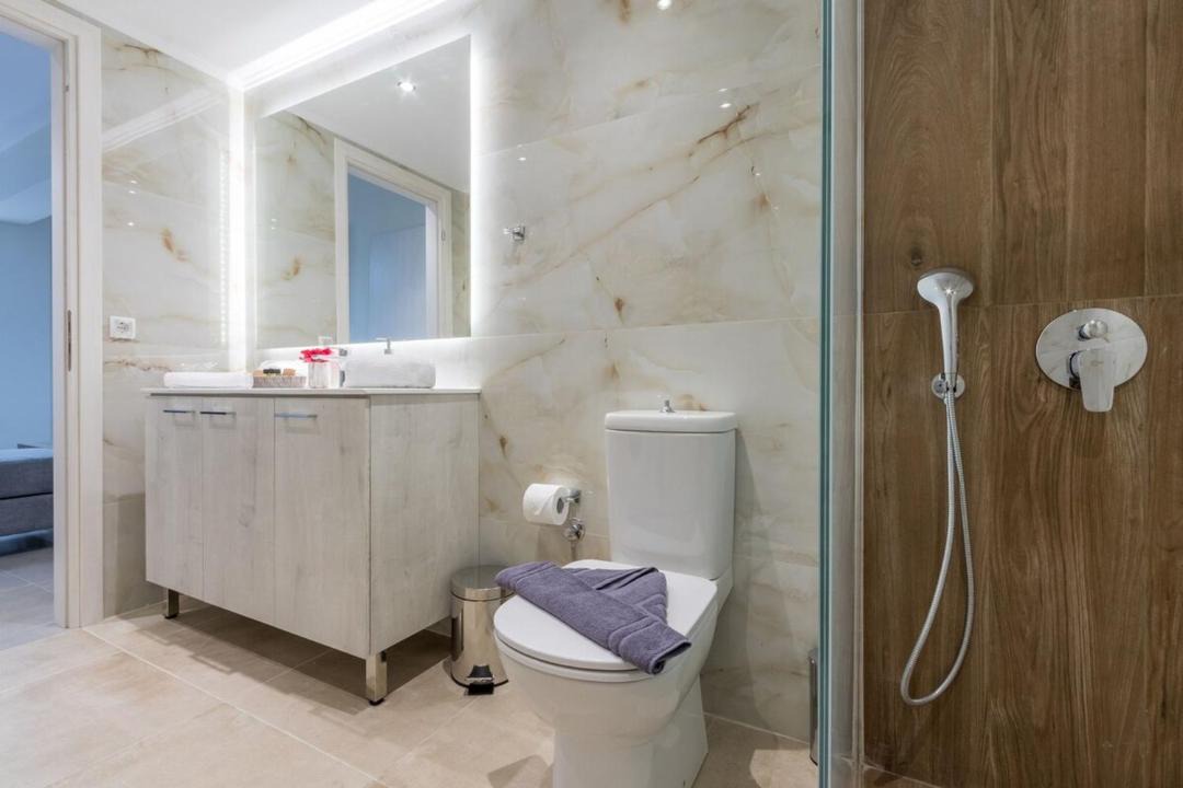 Photo of Bathroom in Alikianos