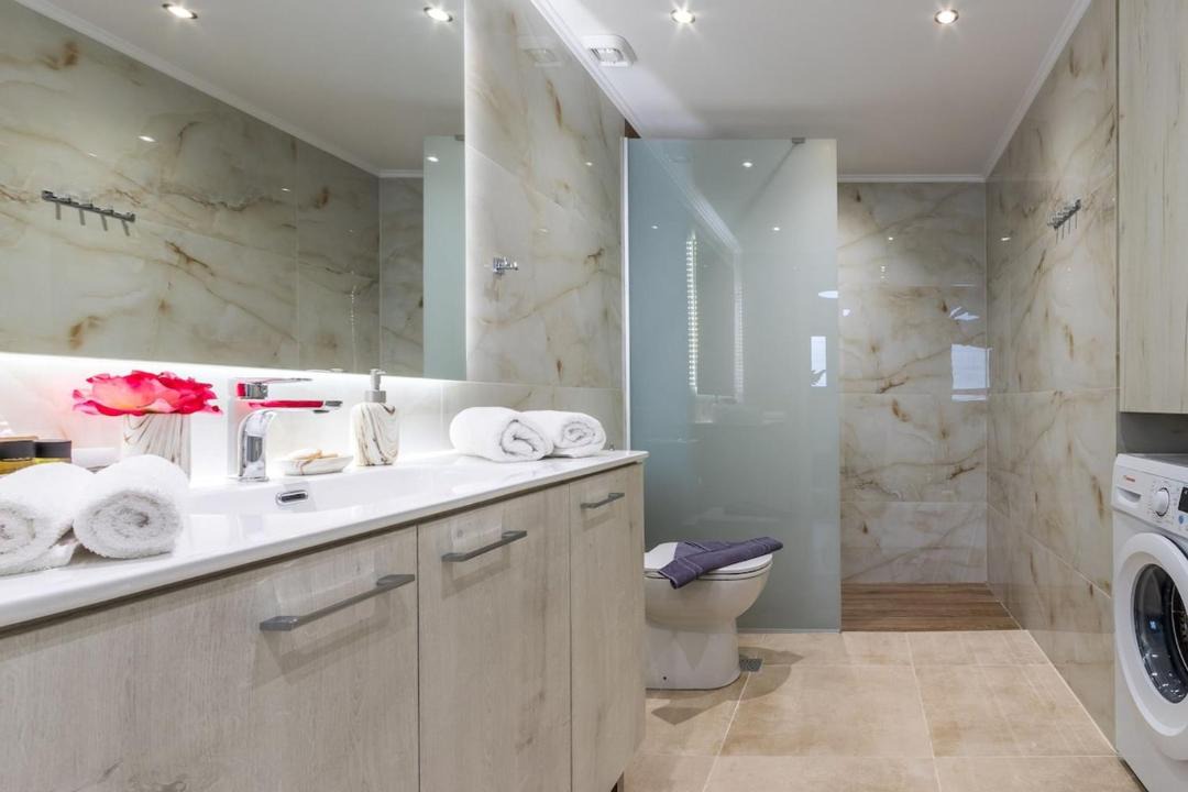 Photo of Bathroom in Alikianos