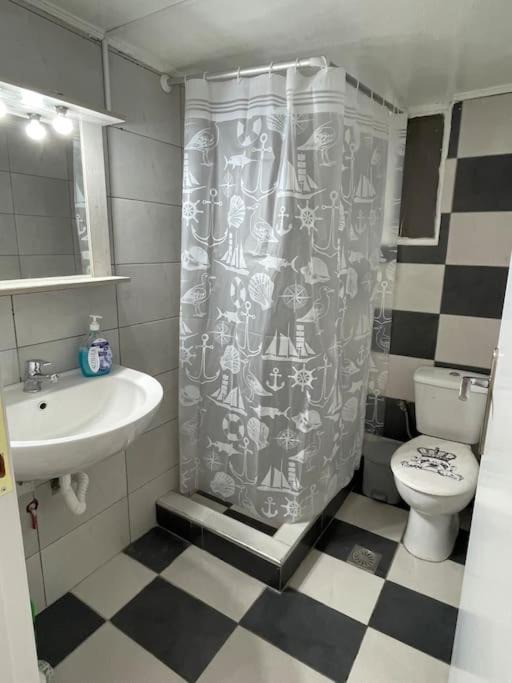 Photo of Bathroom in Nikaia