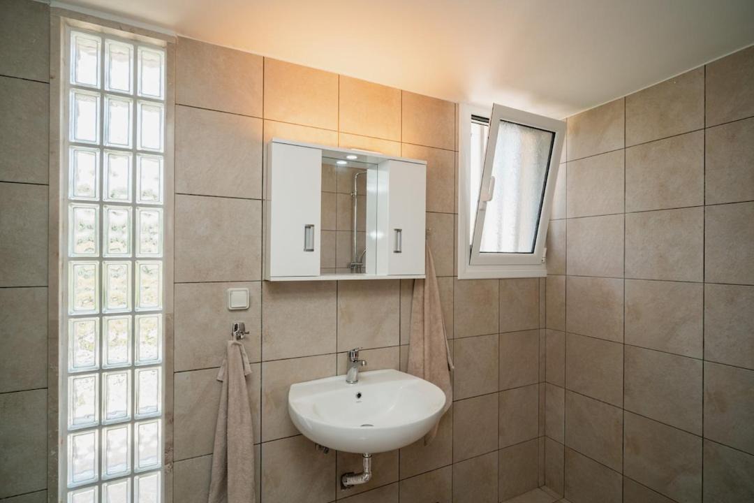 Photo of Bathroom in Voies
