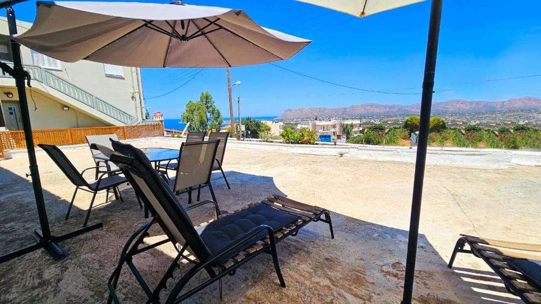Photo of Patio Balcony in Kounoupidiana