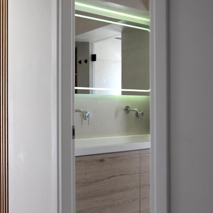 Photo of Bathroom in Alimos